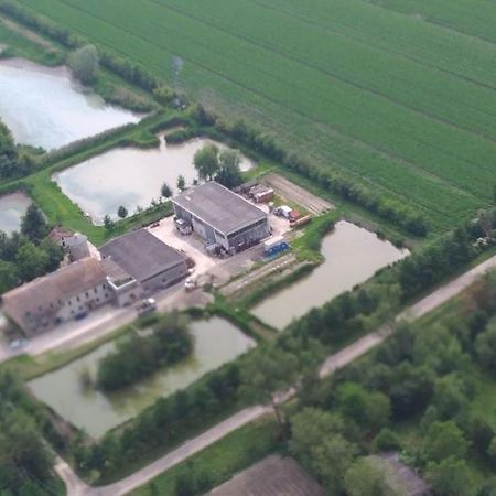 Agriturismo Lucchetta Reggiolo Екстериор снимка